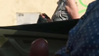 _ Прецака стари порно филми Между циците на боядисаната Курва